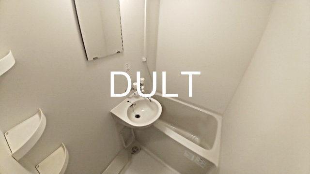 バス・シャワールーム　バスルームです。