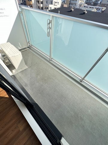 バルコニー　お洗濯にも便利なバルコニー付き