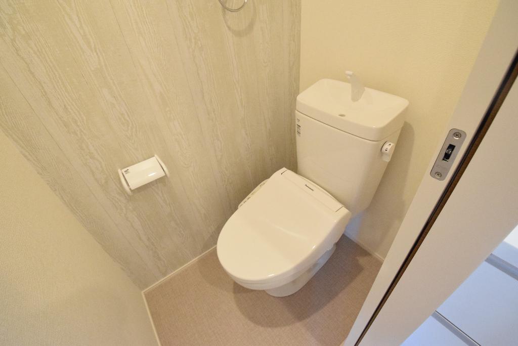 トイレ　シャワー付トイレ