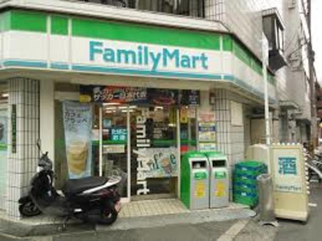コンビニ　ファミリーマート西天満店（コンビニ）まで370m