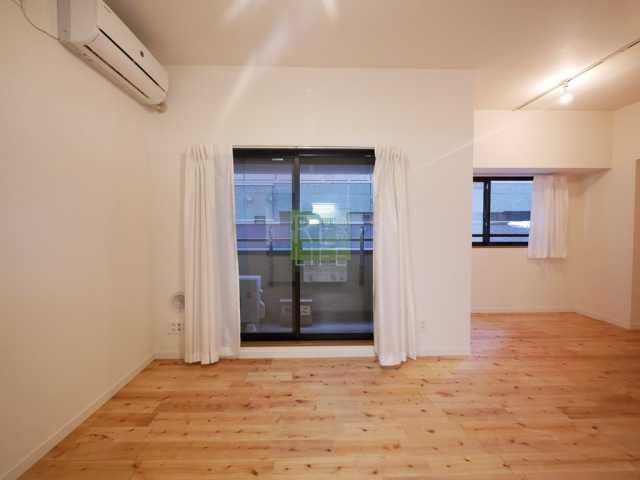 居室・リビング　リライフ浅草店