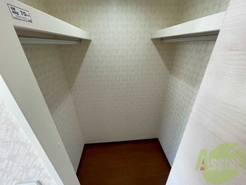 収納　収納もバッチリあるのでお部屋が片付きますよ！