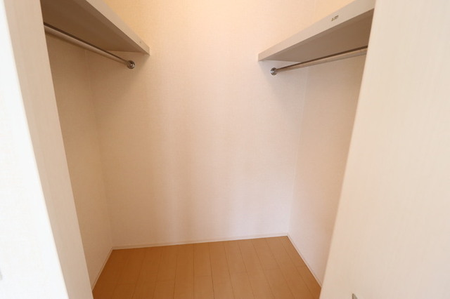収納　ウォークインクローゼット