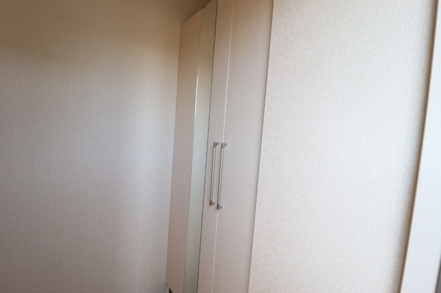 玄関　シューズボックス
