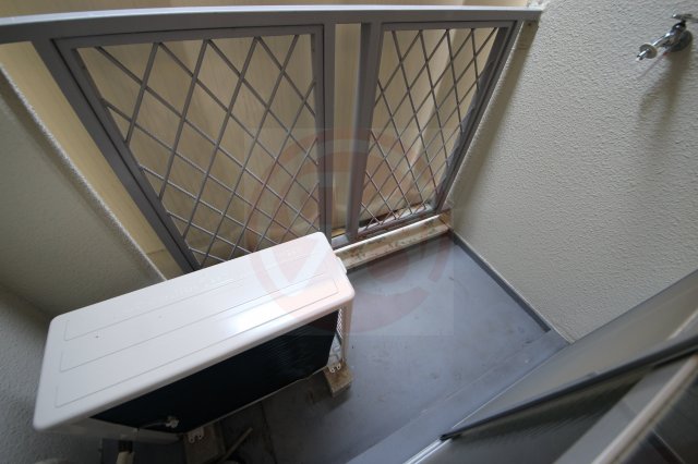 バルコニー　開放的で明るい空間を演出してくれるバルコニーです