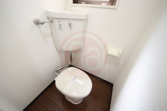 トイレ　シンプルで使いやすいトイレです