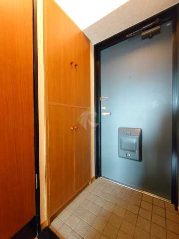 玄関　ルーブル野方