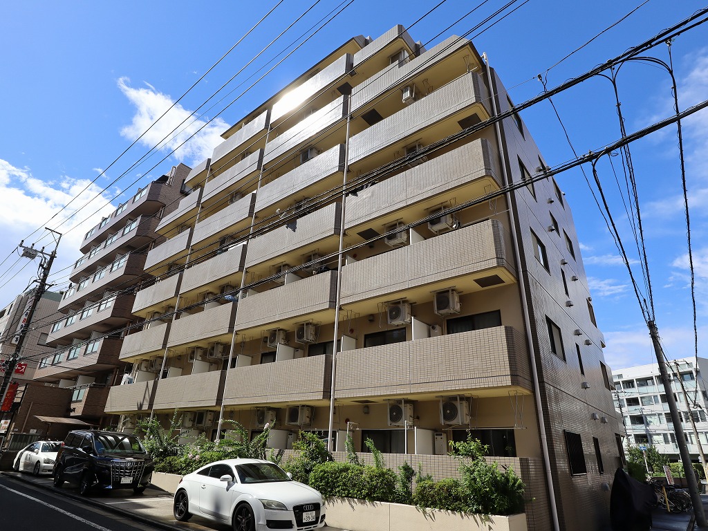 建物外観　ＲＣ造　駅近、通勤・買い物に便利。第１２頼長ビル