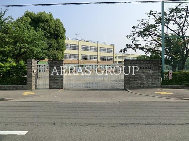 小学校　立川市立新生小学校（小学校）まで756m
