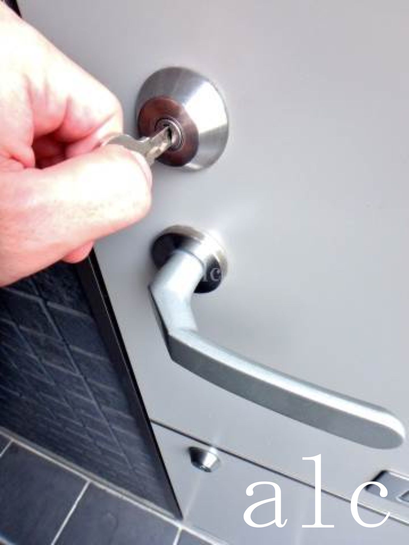 セキュリティ　ディンプルキーです