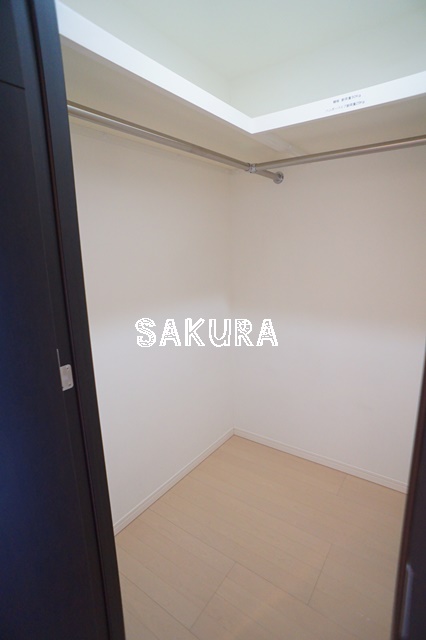 収納　大容量ウォークインクローゼット♪