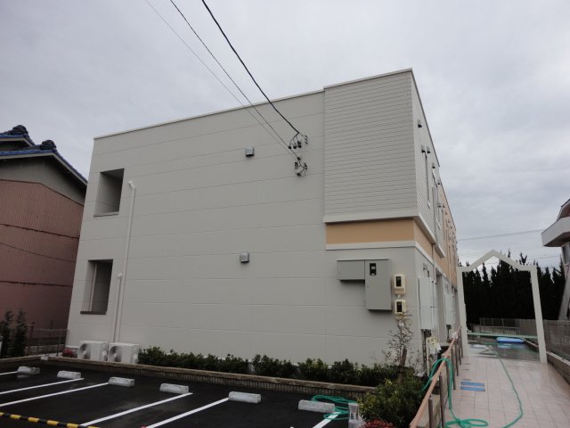 建物外観　外観写真（昼）