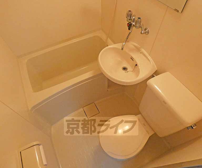 バス・シャワールーム　浴室です