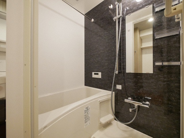 バス・シャワールーム　バス・シャワールーム