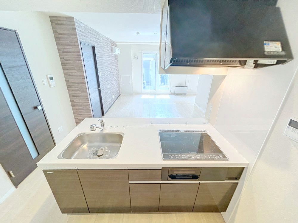 キッチン　対面式のシステムキッチンです♪