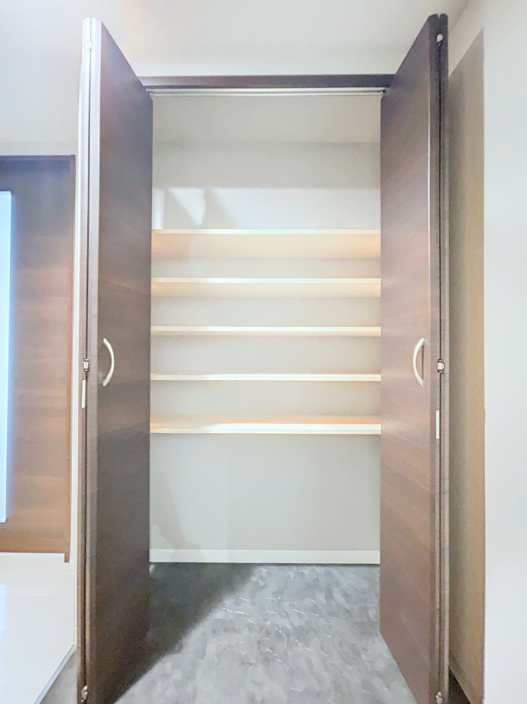 玄関　シューズボックスです♪