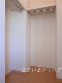 収納　ウォークインクローゼット