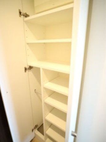 収納　※別部屋の参考写真です。