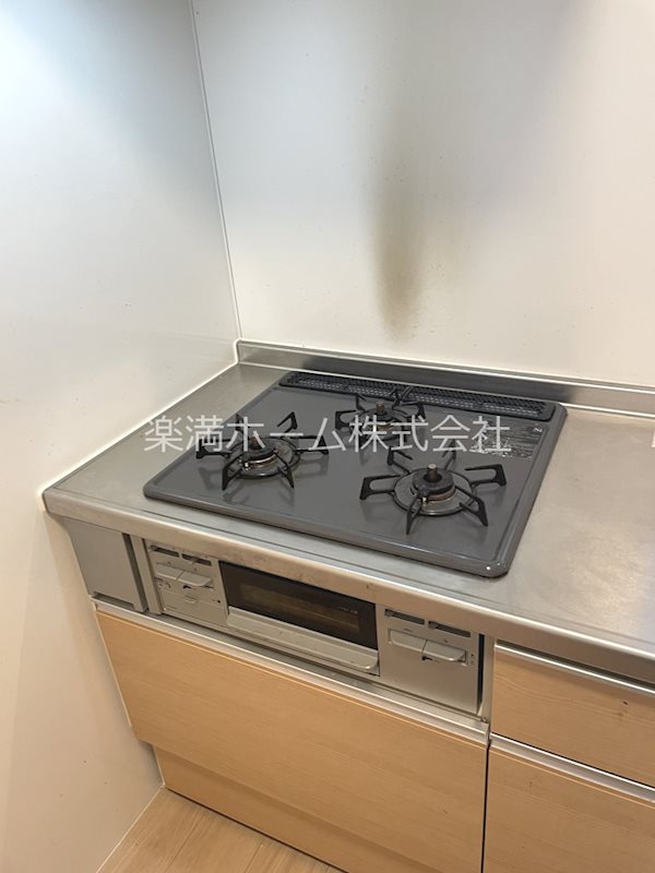 その他　3口ガスシステムキッチン♪