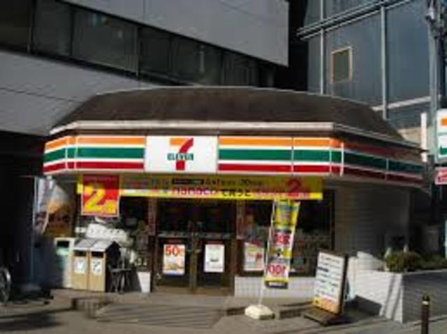 コンビニ　セブンイレブン大阪西天満4丁目店（コンビニ）まで320m