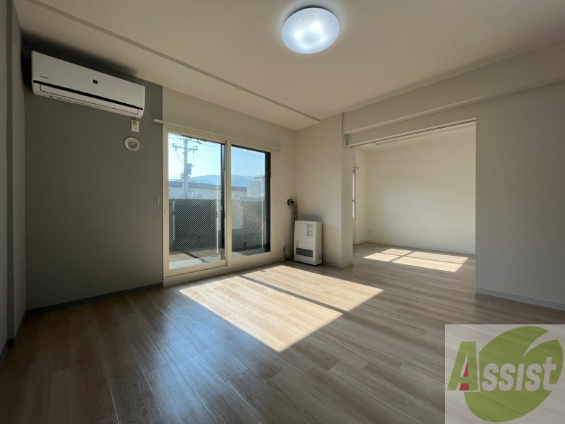 居室・リビング　広くてキレイなお部屋が広がっていて、充実した生活が送れそう