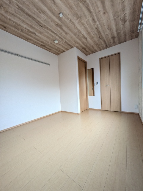 その他部屋・スペース　★木目調の洋室