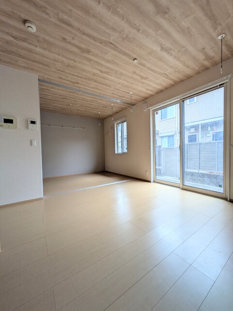 居室・リビング　★日当たり良好