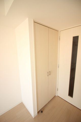 収納　（別タイプ参考写真）パーク巣鴨　　豊島区巣鴨1