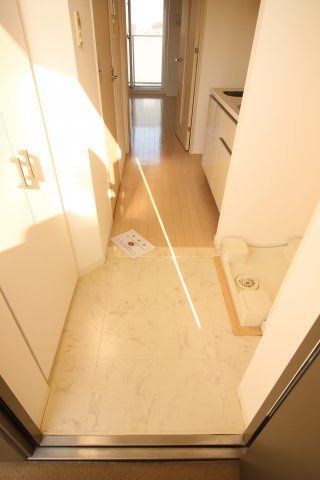 玄関　（別タイプ参考写真）パーク巣鴨　　豊島区巣鴨1