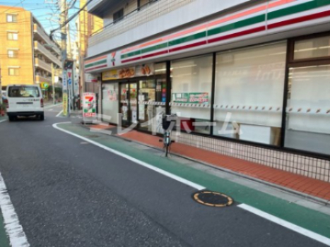 コンビニ　セブンイレブン 品川東大井店（コンビニ）まで196m