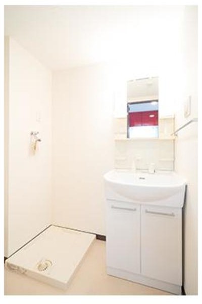 洗面設備　身支度に欠かせない独立洗面台♪