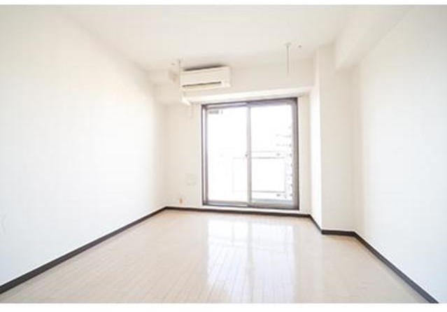 居室・リビング　開放感のあるゆったりとしたお部屋です♪