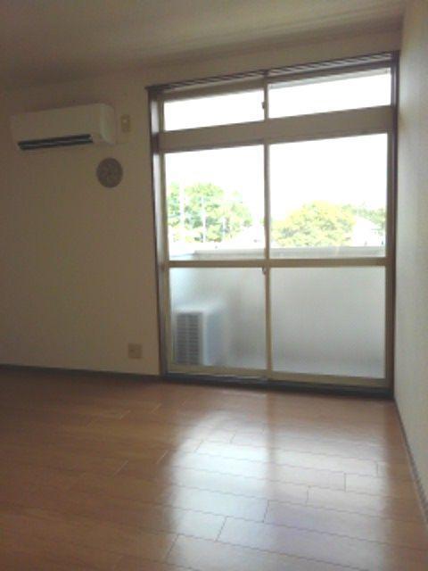 居室・リビング　ゆったりとしたリビングです