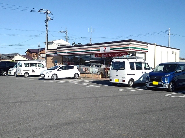 コンビニ　セブンイレブン久留米荒木町今店（コンビニ）まで990m