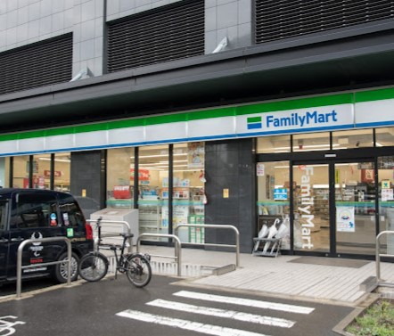 コンビニ　ファミリーマート 江東有明店（コンビニ）まで957m