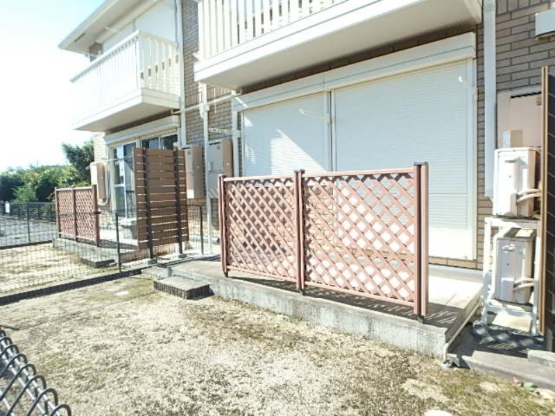 庭　図面と現状に相違がある場合には現状を優先