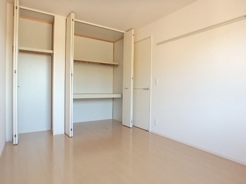 収納　図面と現状に相違がある場合には現状を優先