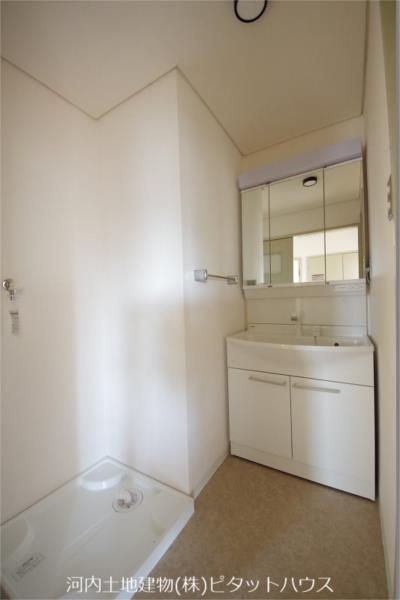 洗面設備　洗髪洗面化粧台