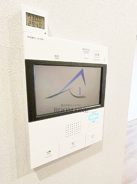 セキュリティ　モニター付きインターホンです。