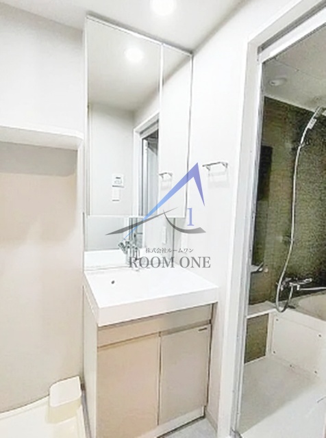 洗面設備　洗面台です。