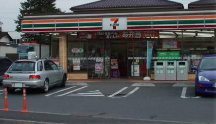 コンビニ　セブンイレブン 三鷹新川２丁目店（コンビニ）まで279m