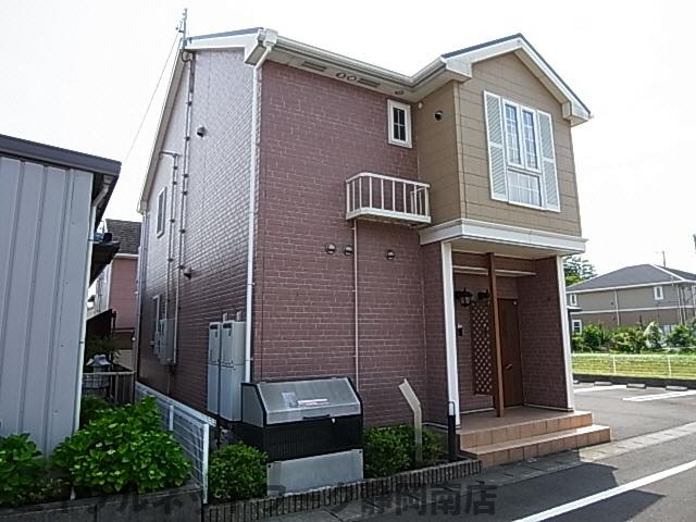 建物外観　外観は落ち着いています