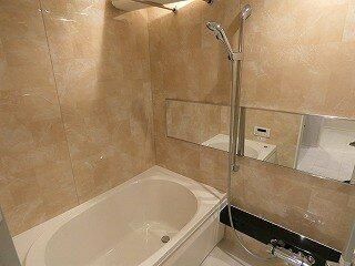 バス・シャワールーム　お風呂です