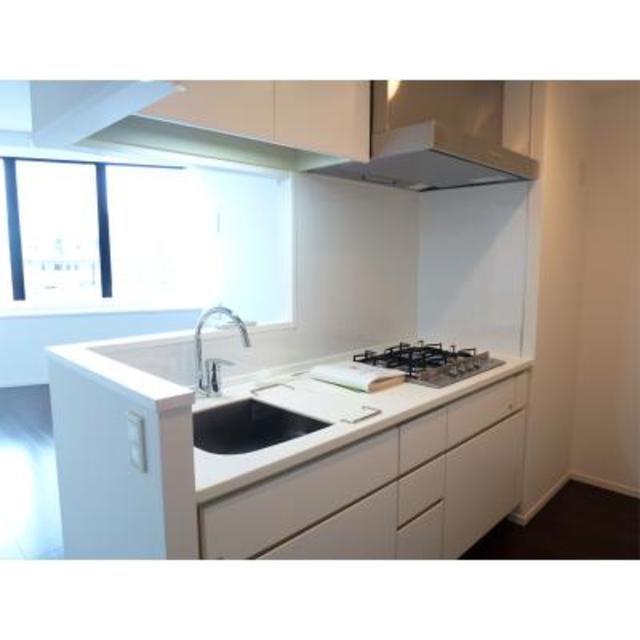 キッチン　※写真は同タイプ住戸です。