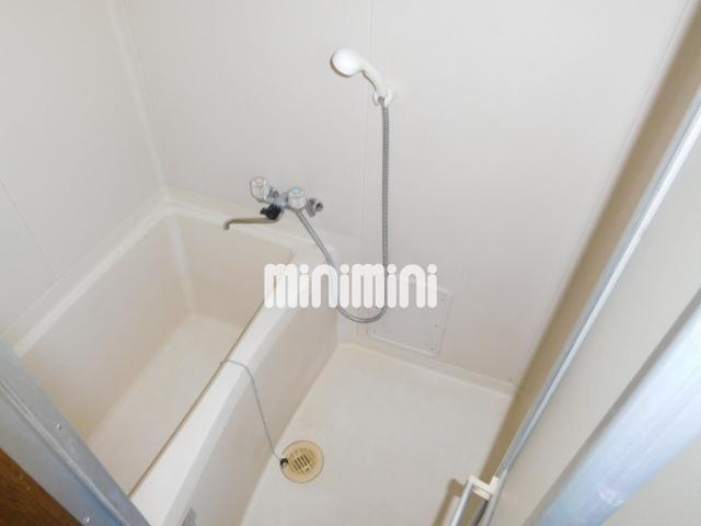 バス・シャワールーム　一日の疲れを癒して下さい。