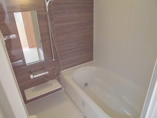 バス・シャワールーム　浴室