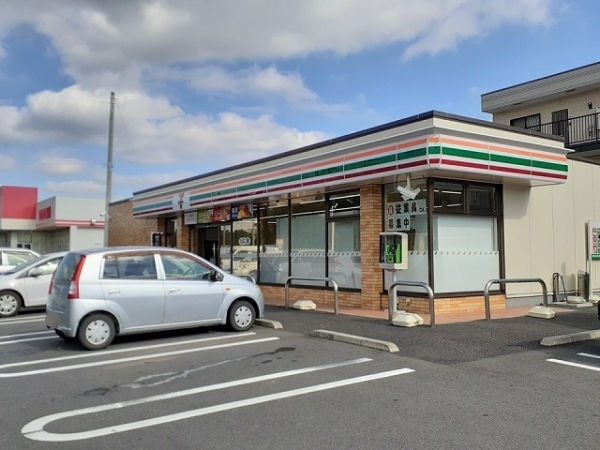 コンビニ　セブンイレブン（コンビニ）まで410m