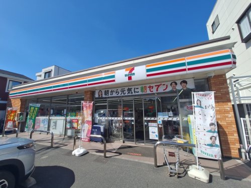 コンビニ　セブンイレブン浦和元町中央店（コンビニ）まで408m
