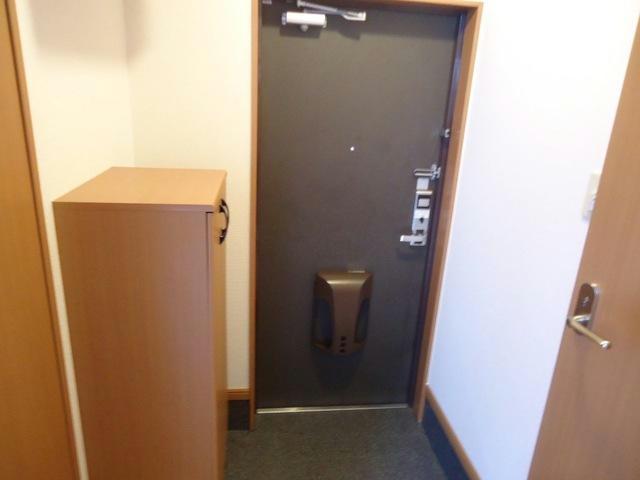 玄関　ピアリー