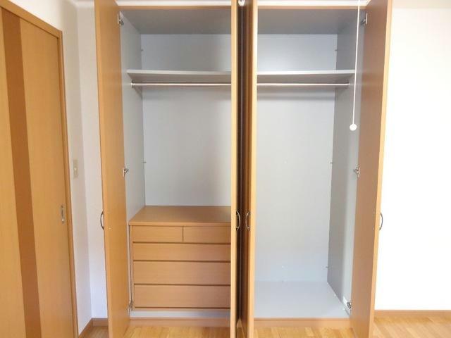 収納　ピアリー